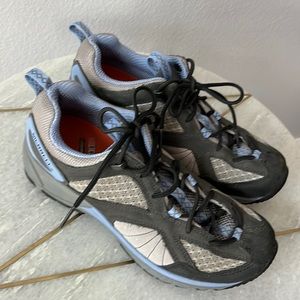 Merrell Ortholite Air Cushion Qform . Hiking woman’s shoes. Size 8